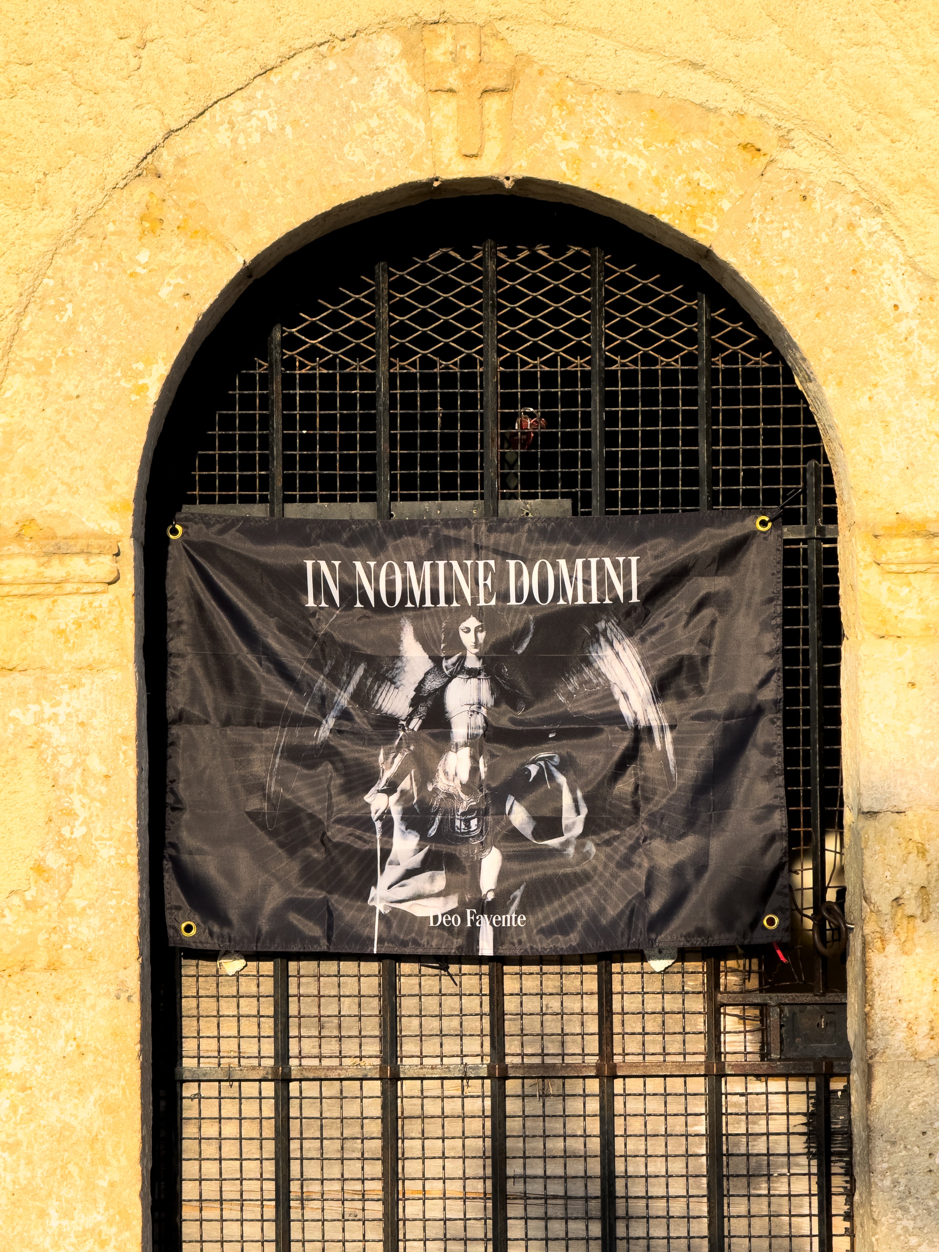 Drapeau de l’Archange Saint Michel