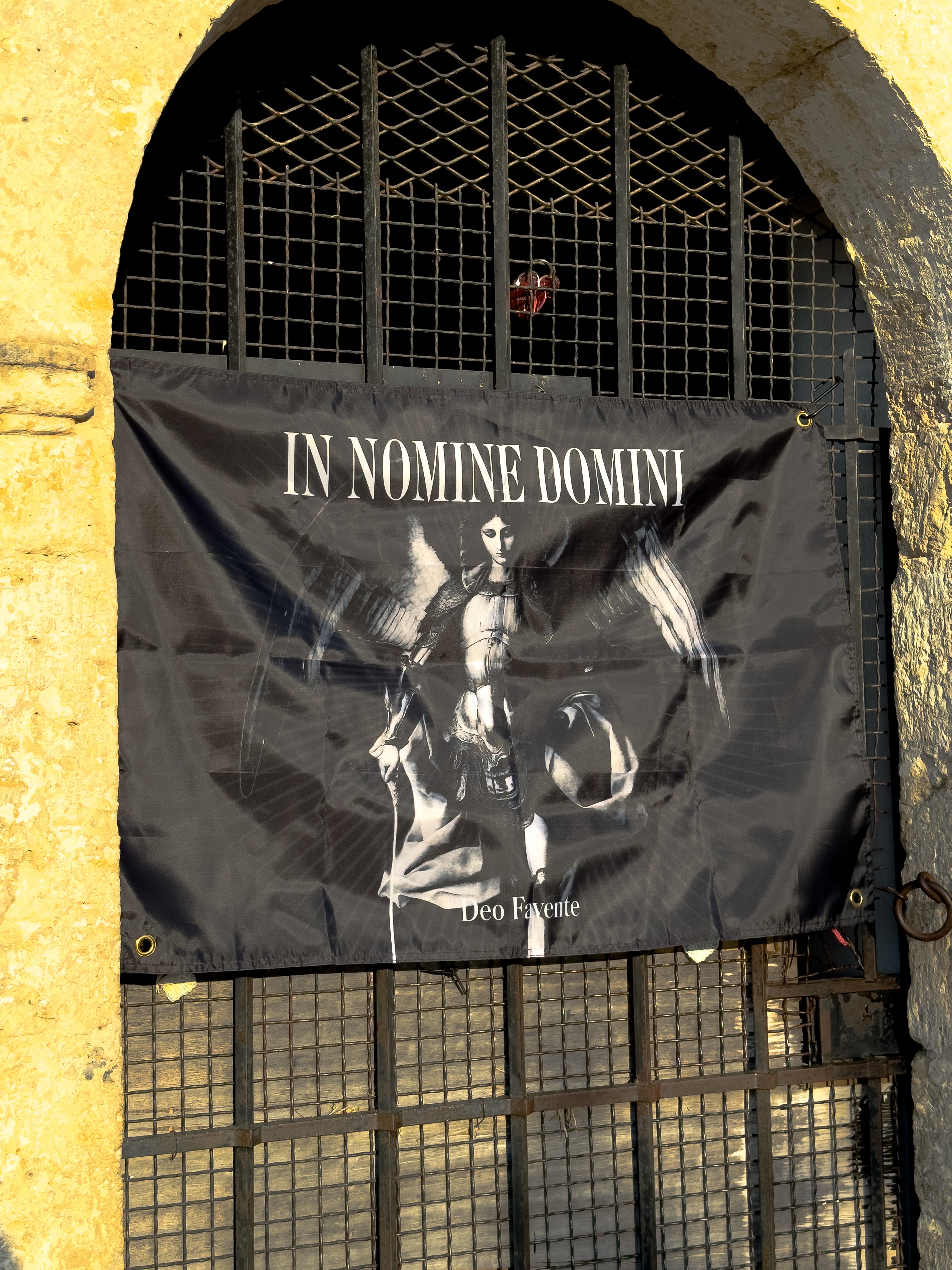 Drapeau de l’Archange Saint Michel