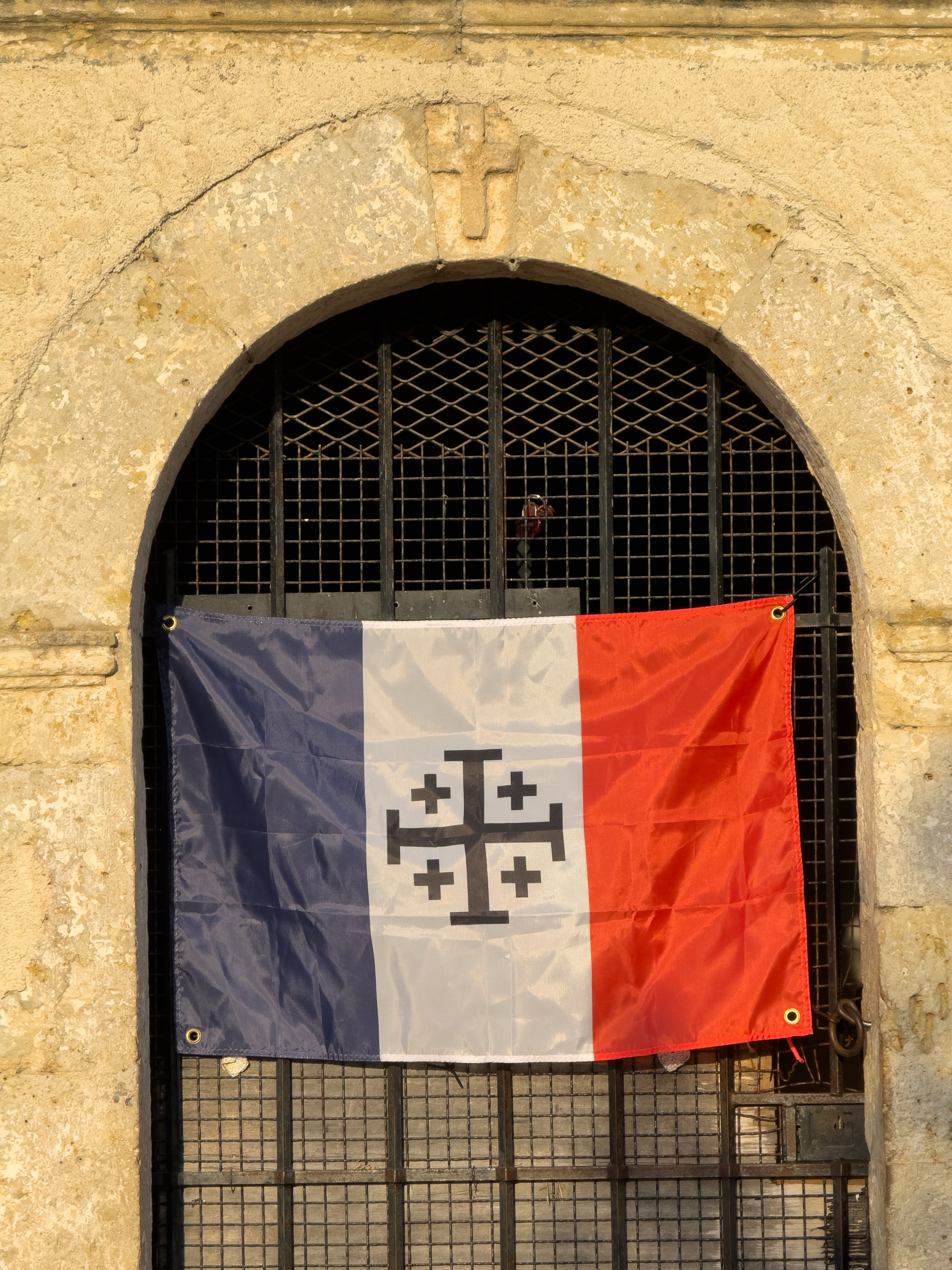 Drapeau Français Tricolore - Croix de Jérusalem