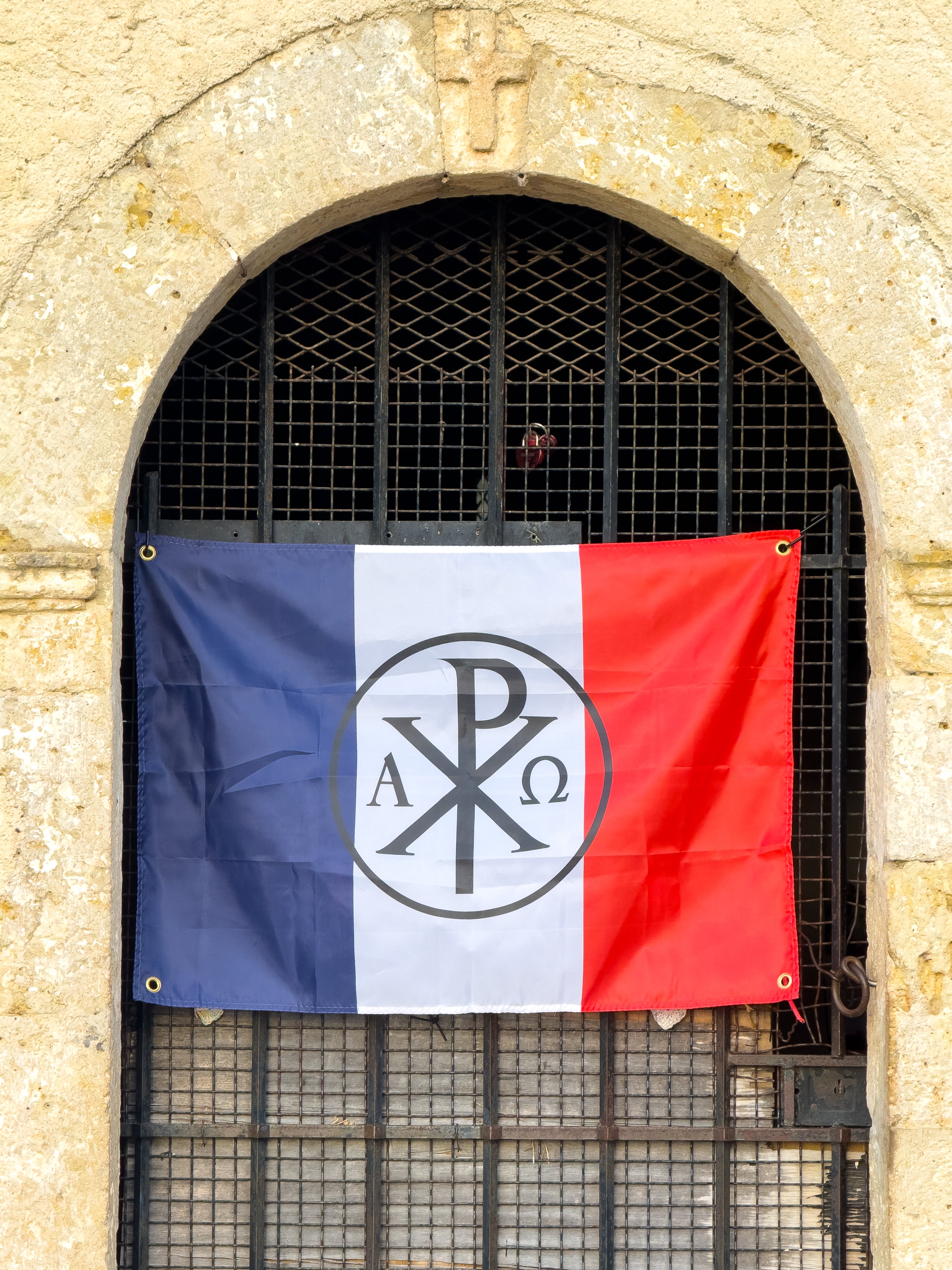 Drapeau Français Tricolore - Monogramme du Christ