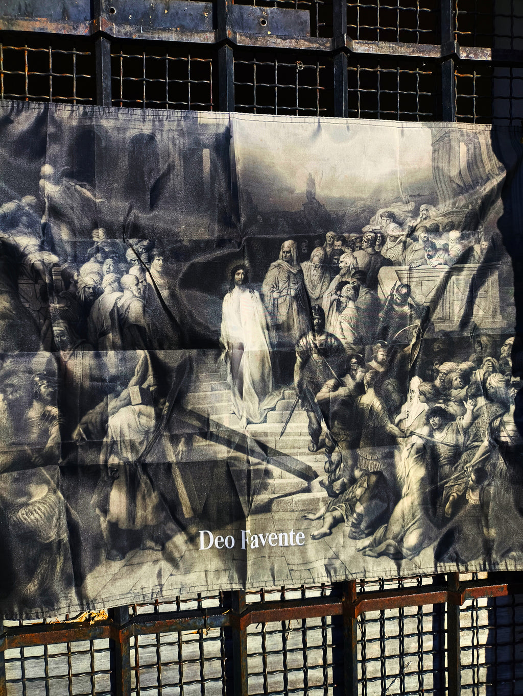 Drapeau Jesus quittant le Prétoire