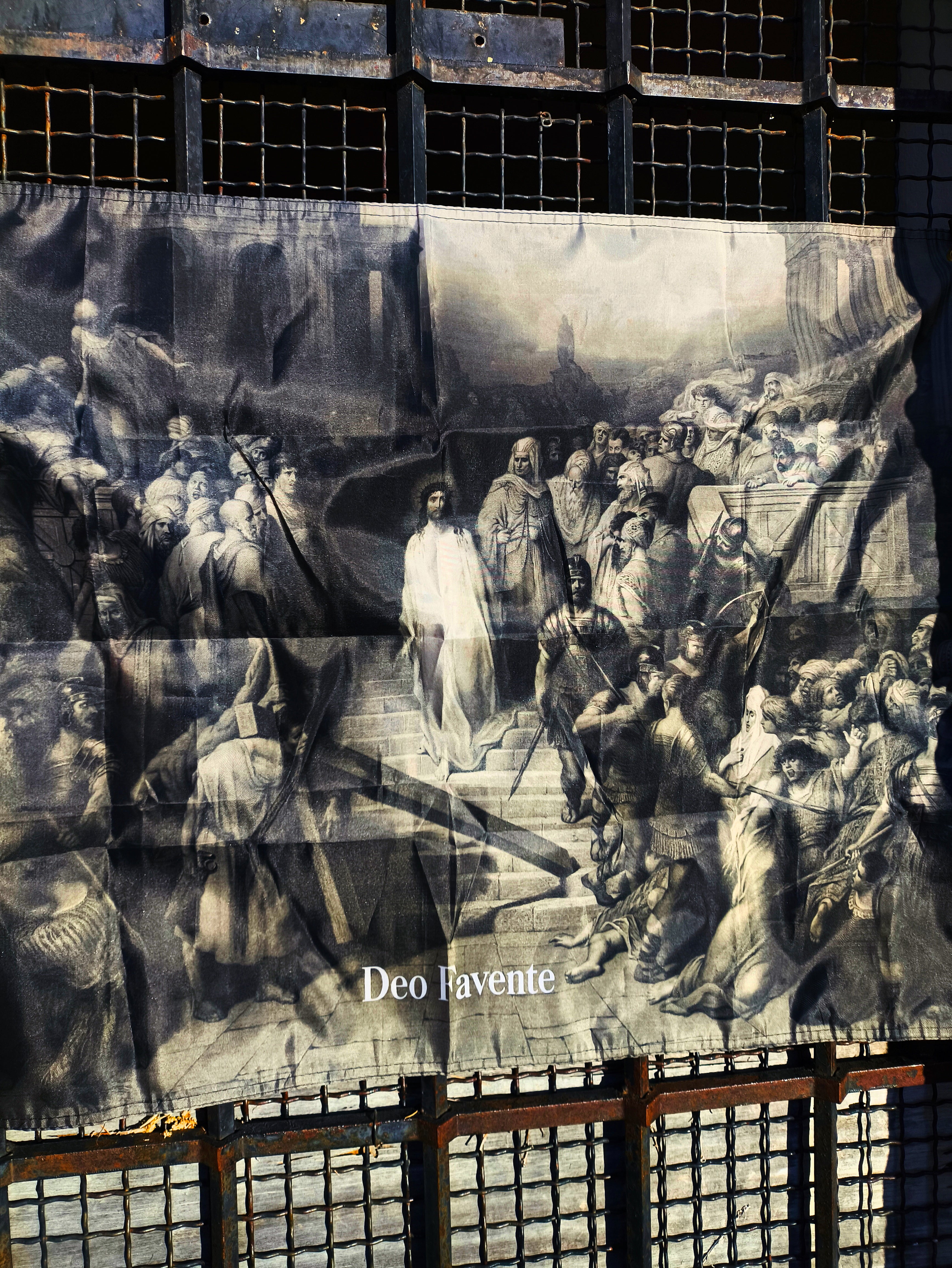 Drapeau Jesus quittant le Prétoire